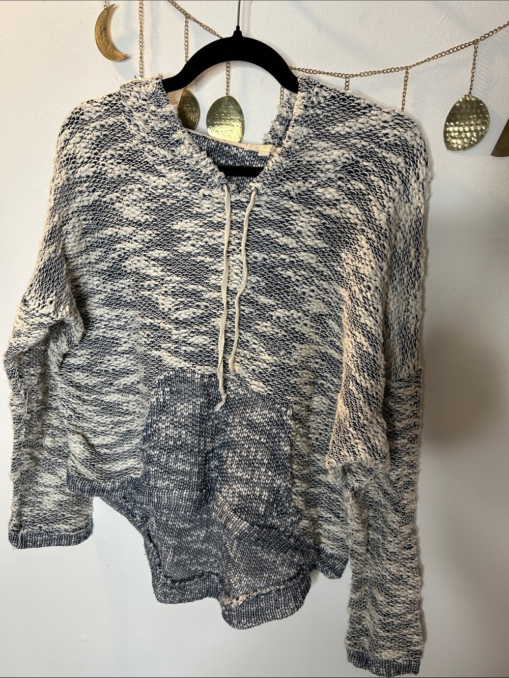 Kaii Textured Knit Hoodie in Navy & Cream Marled